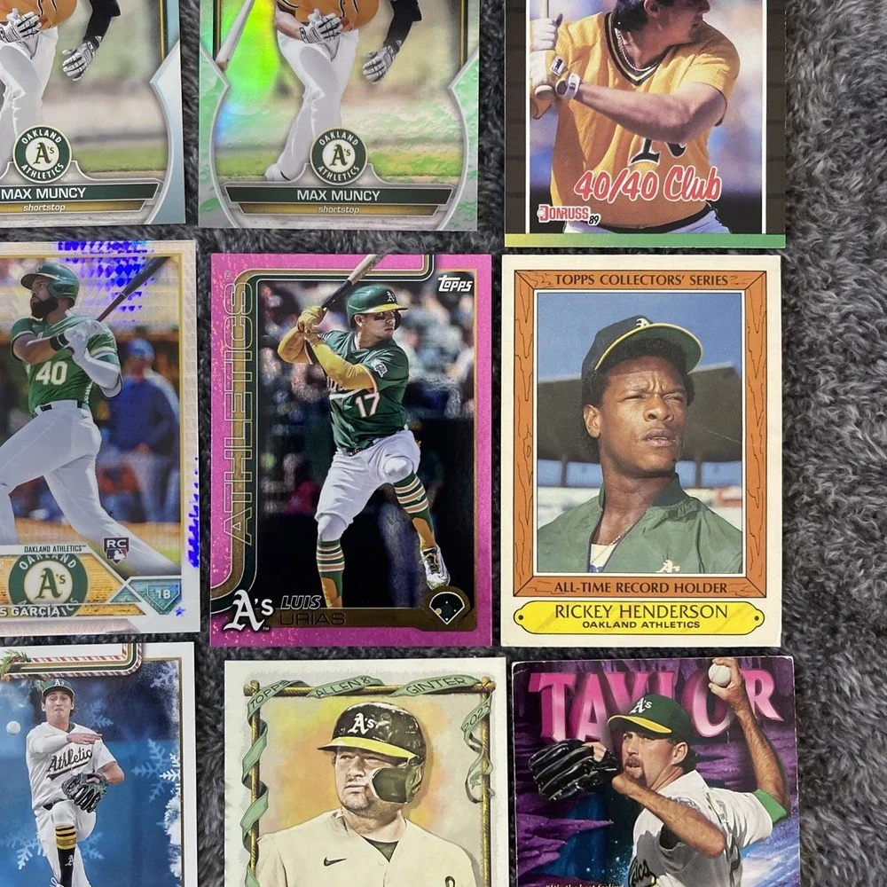 Oakland Athletics Baseball 30 Card Lot - Rookies, Stars, Inserts, Parallels